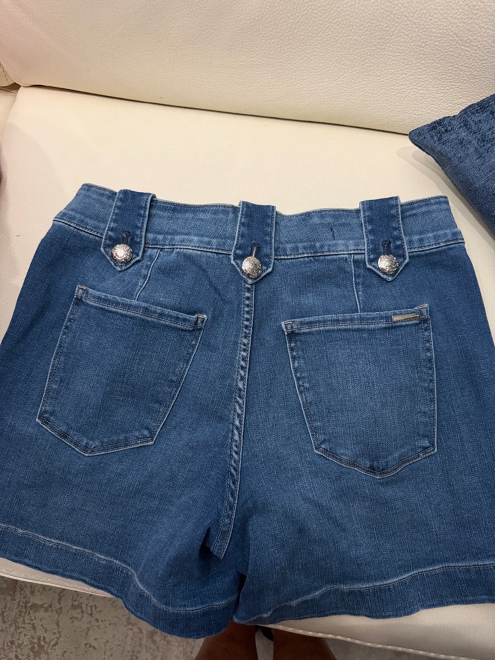 White House, Black market Denim Button-Detail Women's Shorts - Blue - Picture 5 of 10